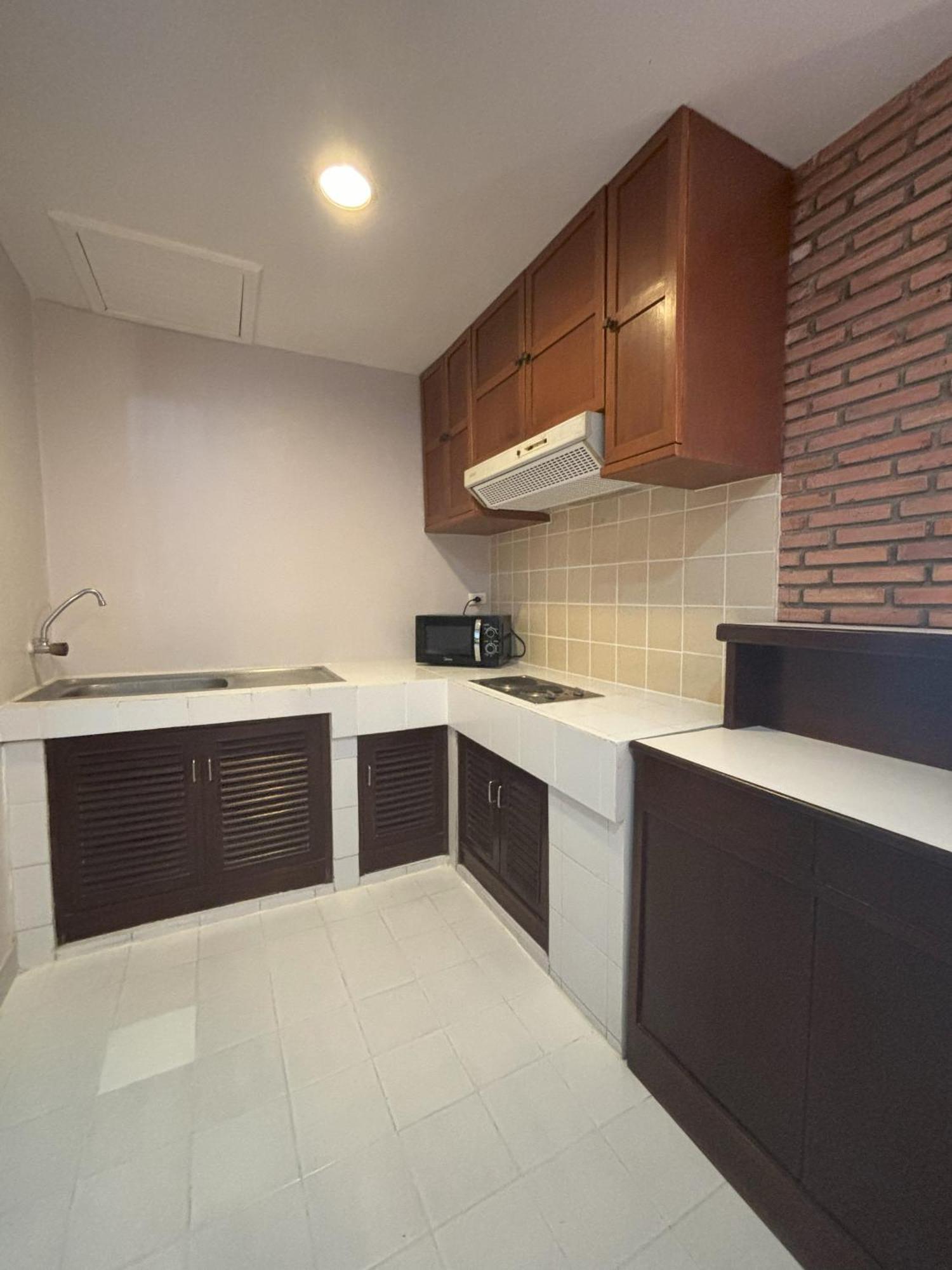 Апартаменты Sunset Mansion Patong Экстерьер фото
