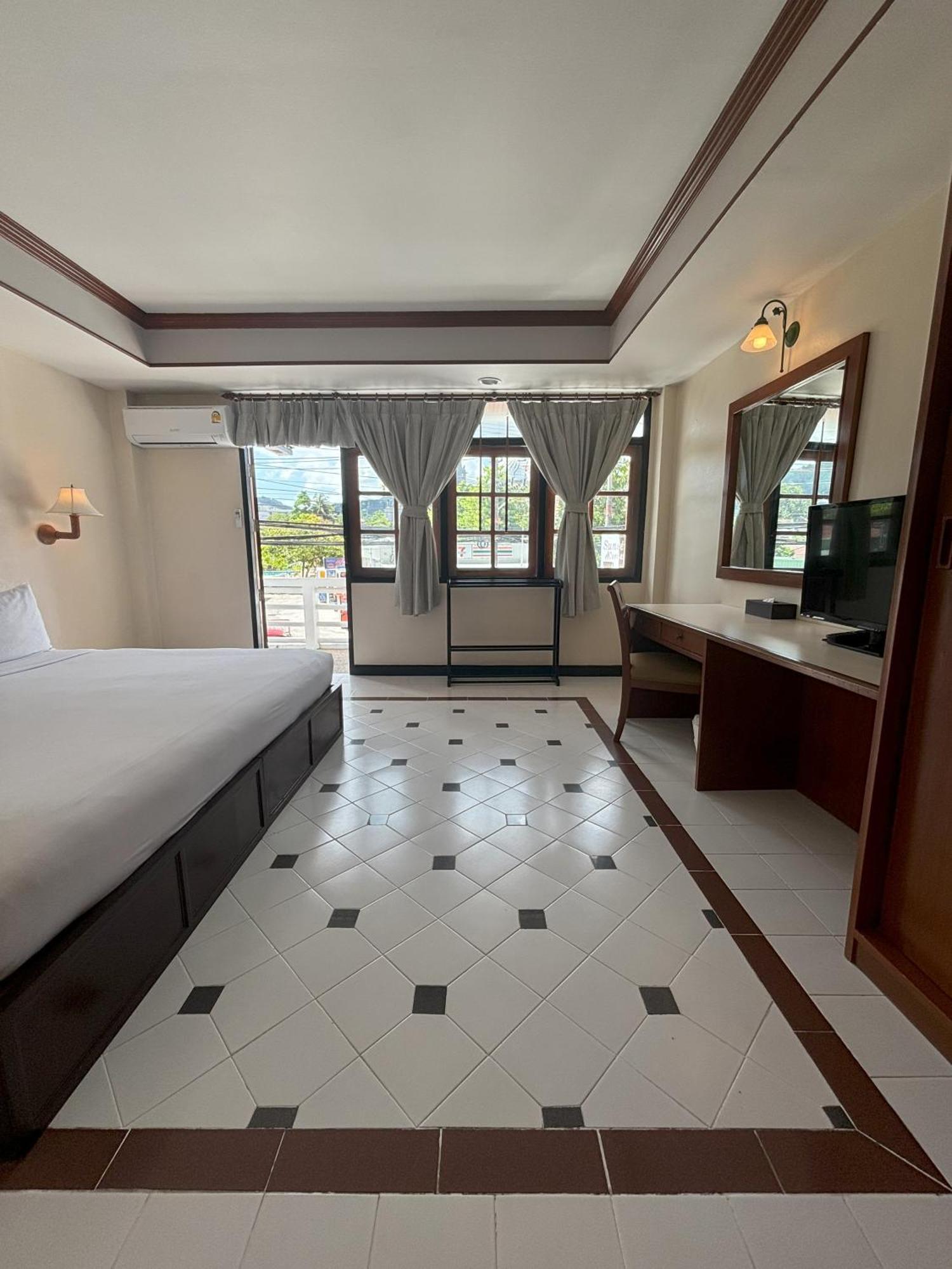 Апартаменты Sunset Mansion Patong Экстерьер фото